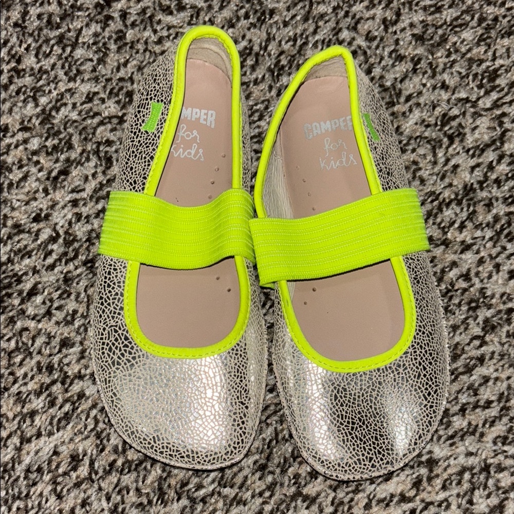 Camper Silver and Green Dress Shoes with Modern Slip-On Design